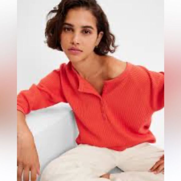 GAP Tops - GAP XLT Fire Coral Red Waffle Knit Button Front Long Sleeve Henley
